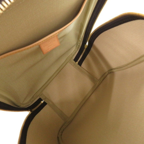 LOUIS VUITTON Brown Monogram Bag - Picture 7 of 11